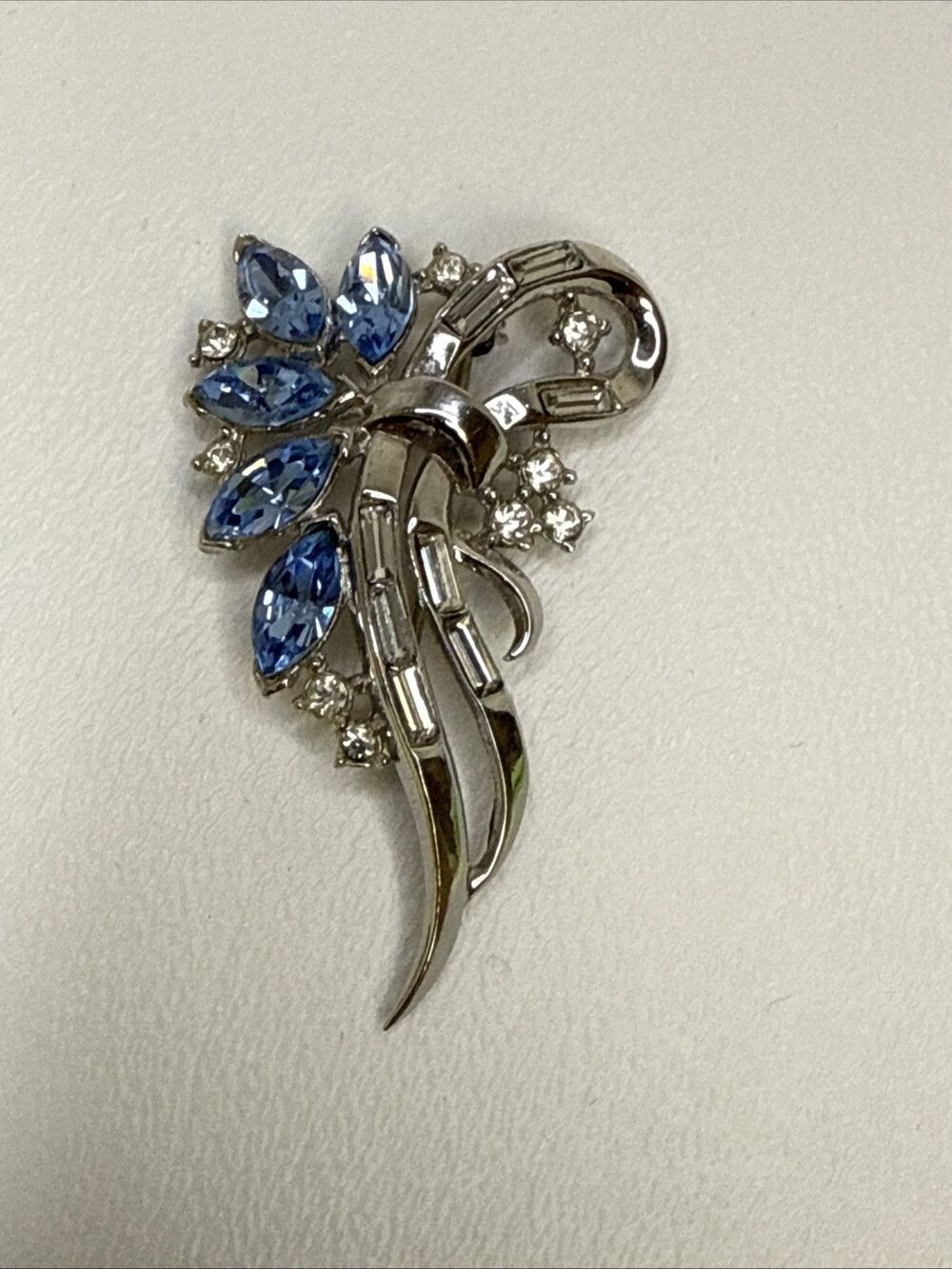 Crown Trifari Silver Tone Blue & Clear Rhinestone Floral Brooch Pin Vintage